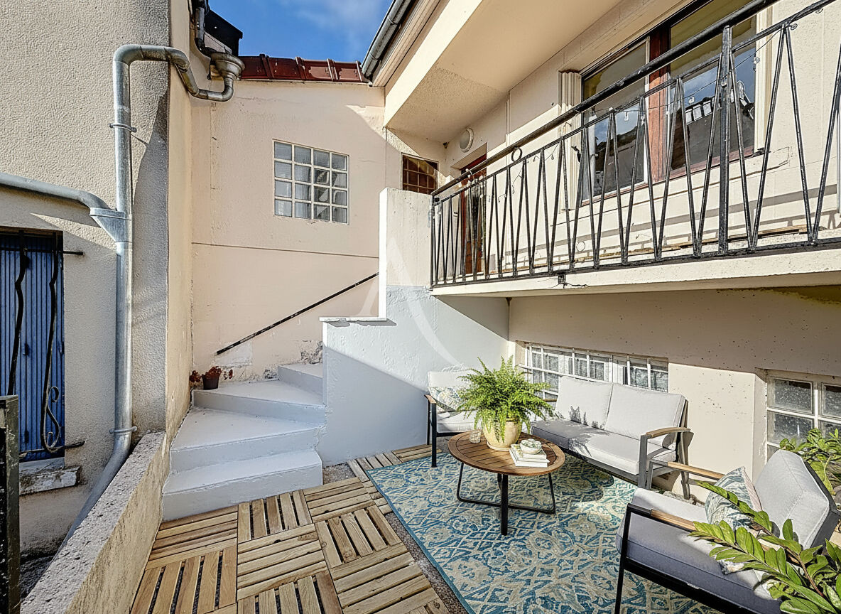 Coup de coeur - Appartement situé à Meaux dans le centre ville - F2 - 1 chambre - balcon et terrasse privative.