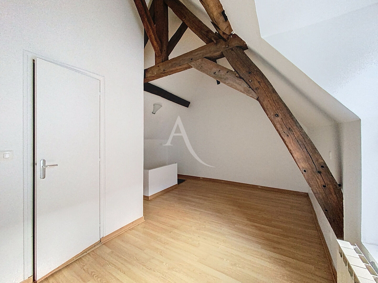 Photo Maison triplex en hyper-centre de Meaux ? 92 m² habitables ? Rare sur le marché ! image 5/6