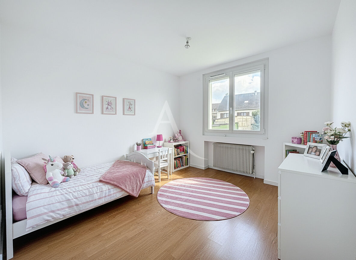 Photo Coup de coeur - Maison à Meaux secteur Clos Godet - 6 chambres - jardin de 476 m2 - sous-sol total image 4/6