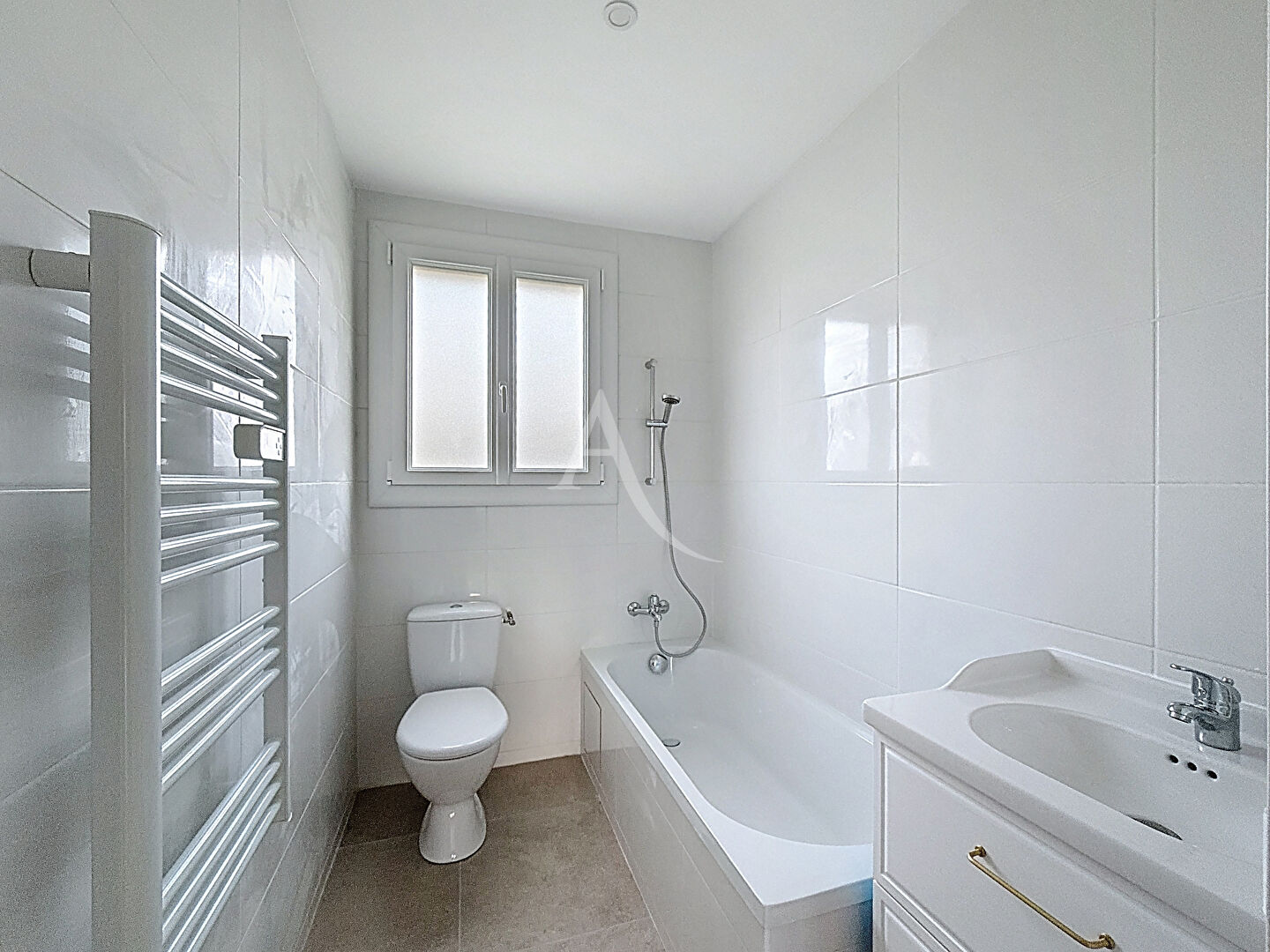 Photo Coup de coeur - Maison à Meaux secteur Clos Godet - 6 chambres - jardin de 476 m2 - sous-sol total image 5/6