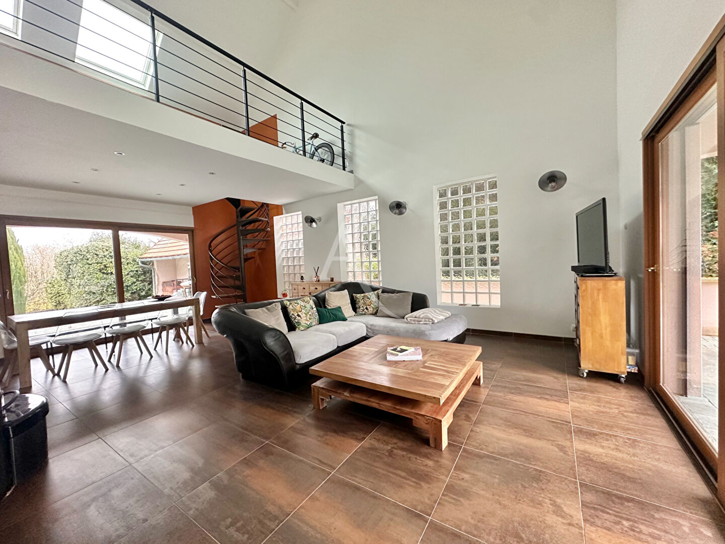 Agence immobilière de L'adresse Chessy