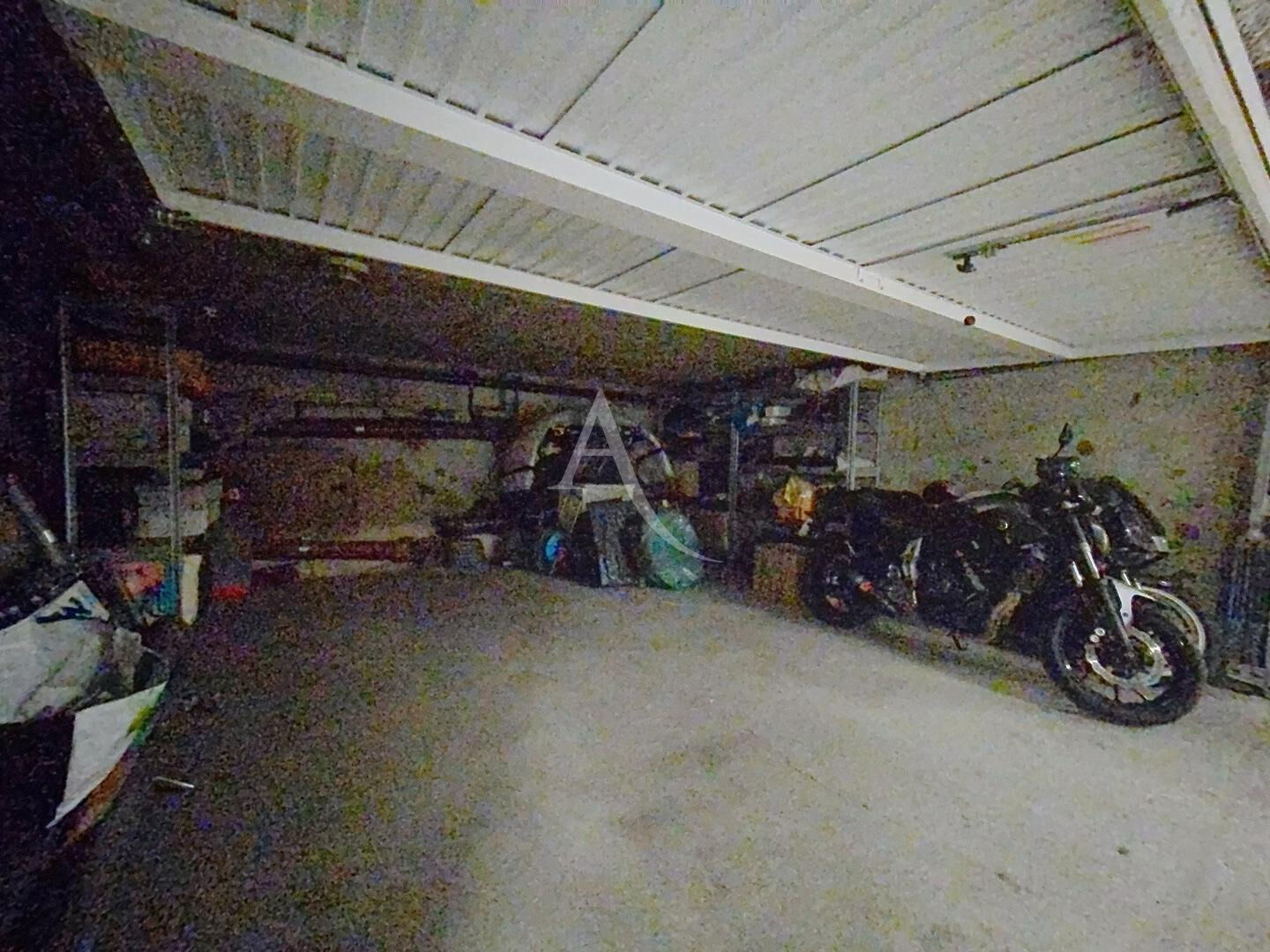 Photo Double Box  en largeur Chelles  rarissime proche gare image 1/3