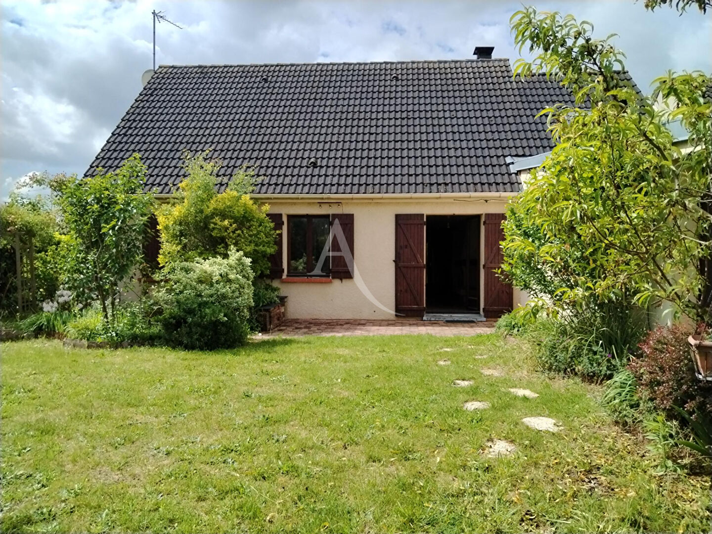Agence immobilière de 
 L'Adresse AGENCE I'MEAUX - L'ADRESSE Agence de Trilport 
