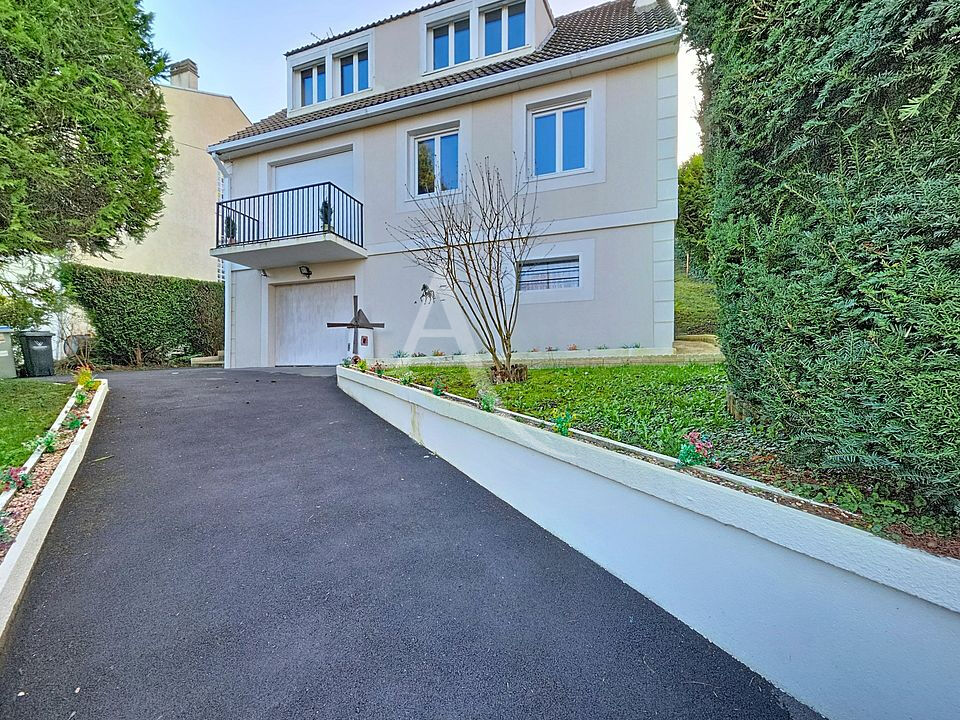 Agence immobilière de L'adresse Chessy