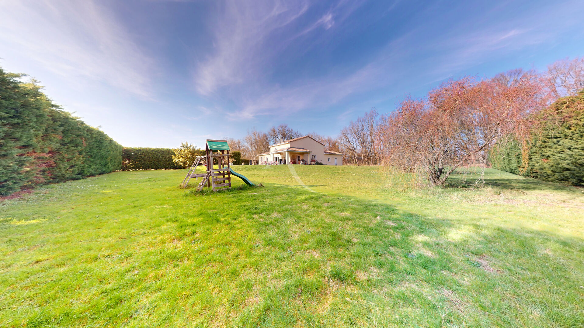 Agence immobilière de L'ADRESSE BH IMMOBILIER - L'Adresse AERO Immobilier