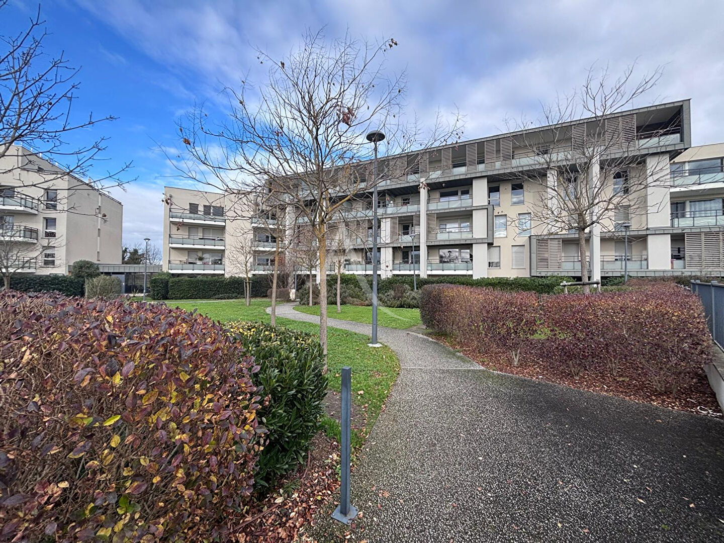 Agence immobilière de L'ADRESSE BH IMMOBILIER - L'Adresse AERO Immobilier