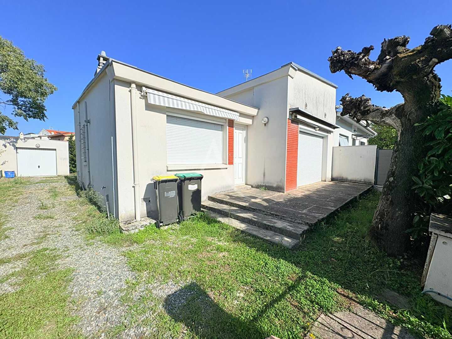 Agence immobilière de L'ADRESSE BH IMMOBILIER - L'Adresse AERO Immobilier