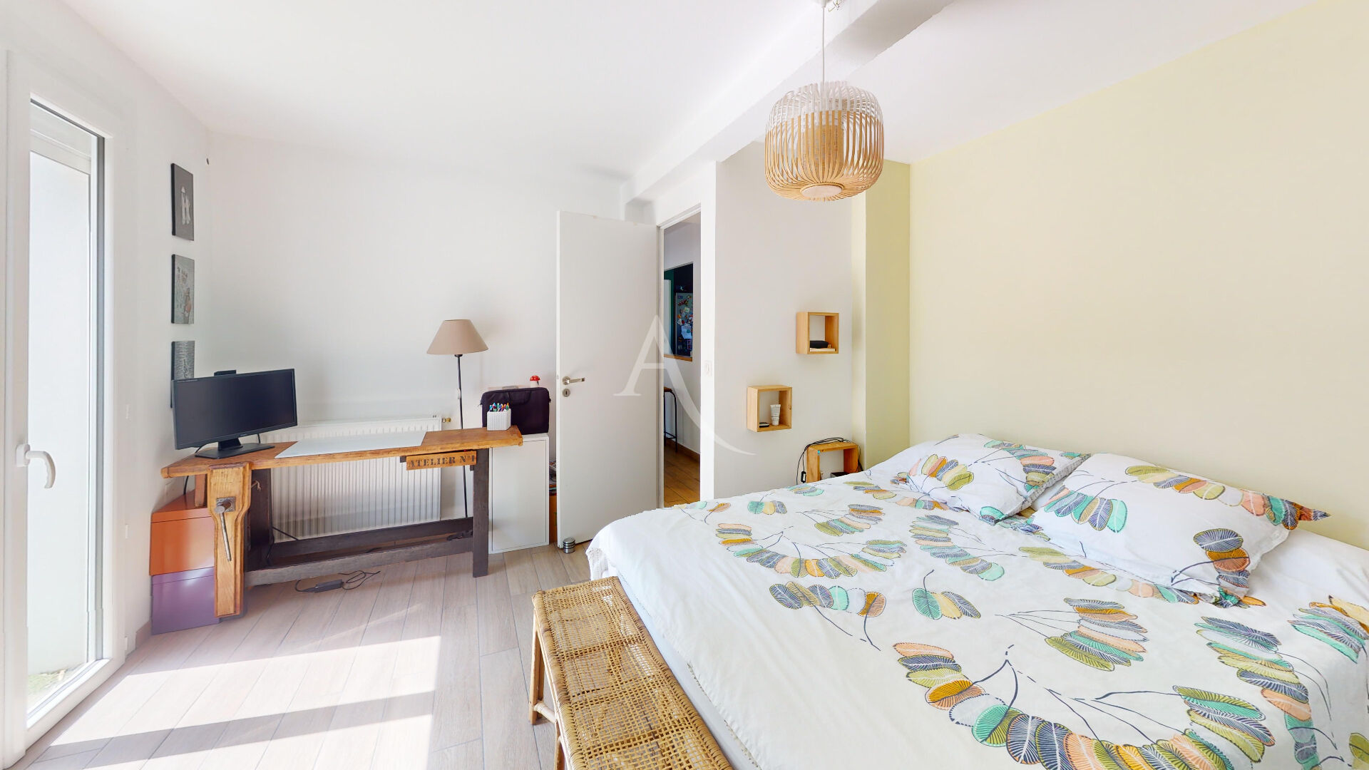 Photo Rare, BALMA,  coeur de ville, Appartement T4, grand garage et bureau sous-sol image 6/6