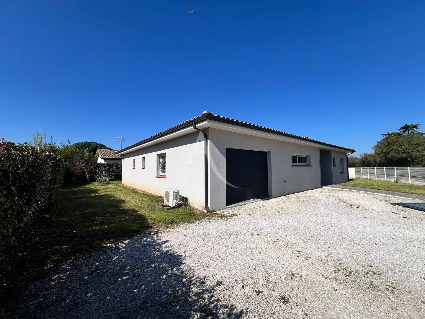 Agence immobilière de L'ADRESSE BH IMMOBILIER - L'Adresse AERO Immobilier