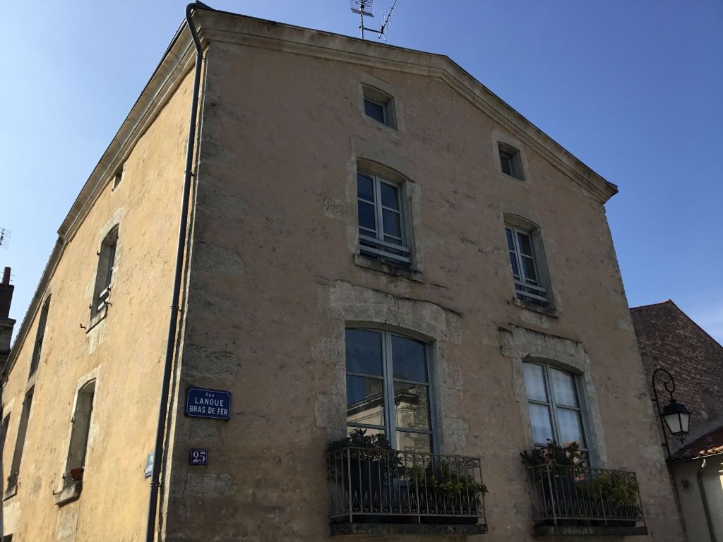 Agence immobilière de L'Adresse  LAU DU MARAIS - L'ADRESSE LAU DES NAIADES