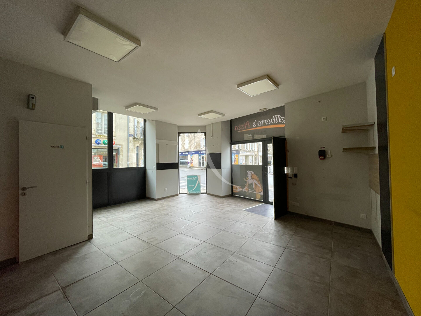 Agence immobilière de L'Adresse  LAU DU MARAIS - L'ADRESSE LAU DES NAIADES