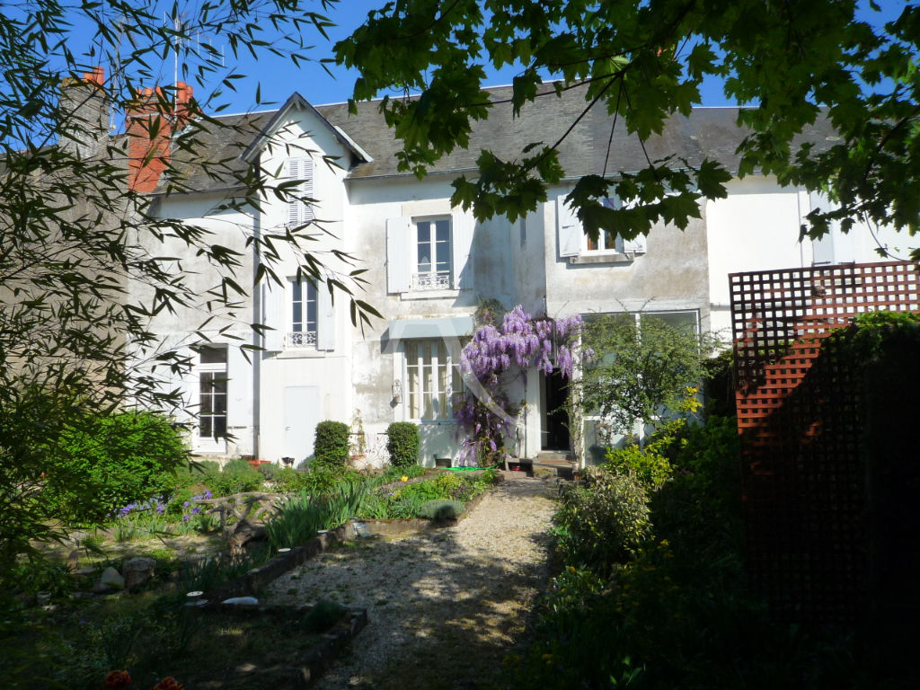 Maison de ville Fontenay Le Comte 85200
