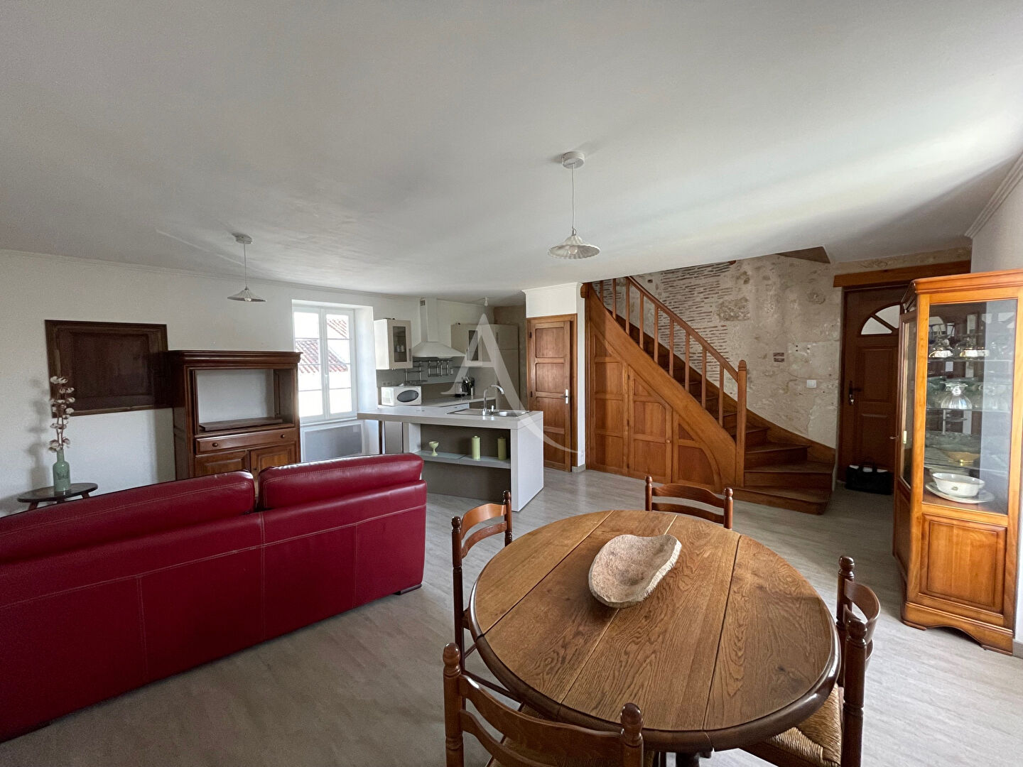 Photo Appartement 3 pièces en location à FONTAINES image 1/6