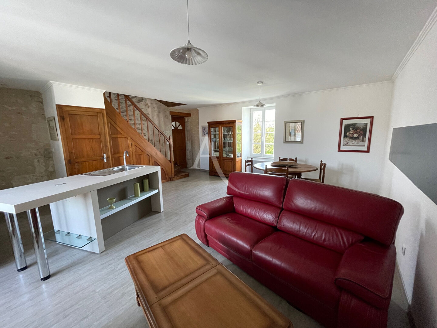 Photo Appartement 3 pièces en location à FONTAINES image 2/6