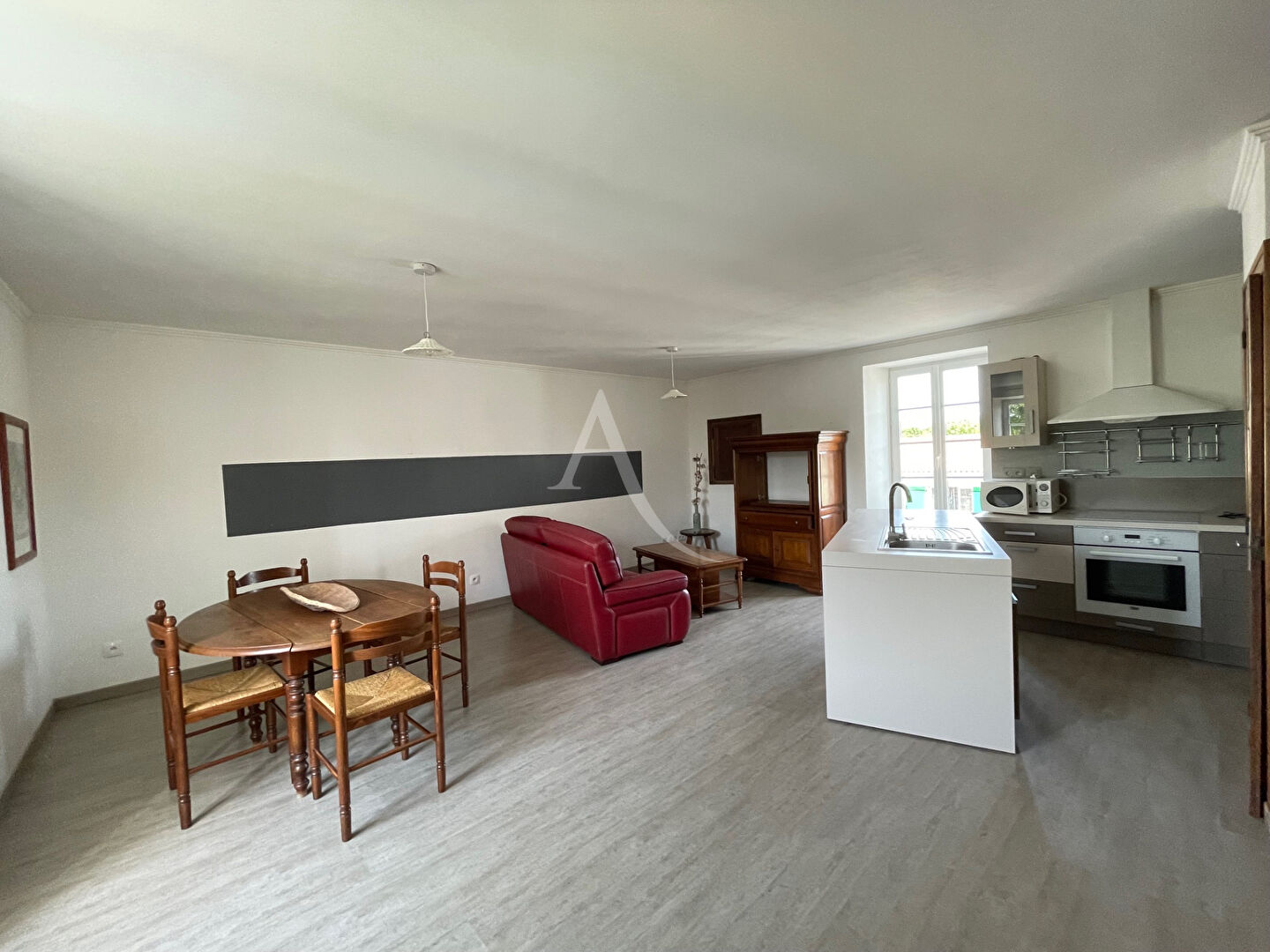 Photo Appartement 3 pièces en location à FONTAINES image 3/6