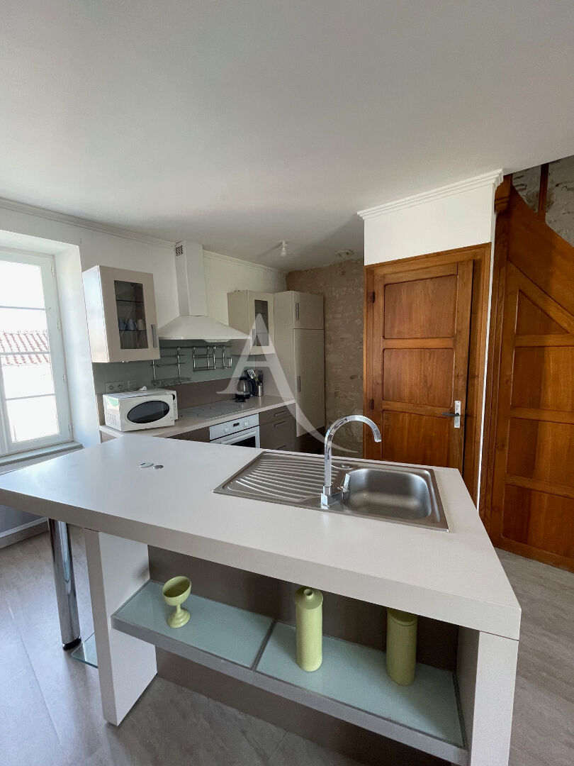 Photo Appartement 3 pièces en location à FONTAINES image 4/6