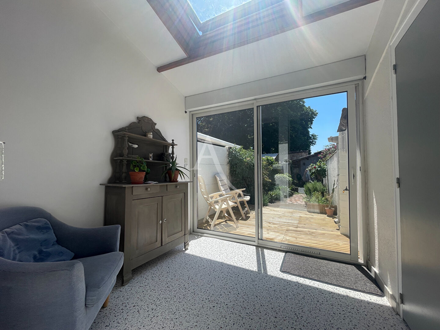 Agence immobilière de L'Adresse  LAU DU MARAIS - L'ADRESSE LAU DES NAIADES