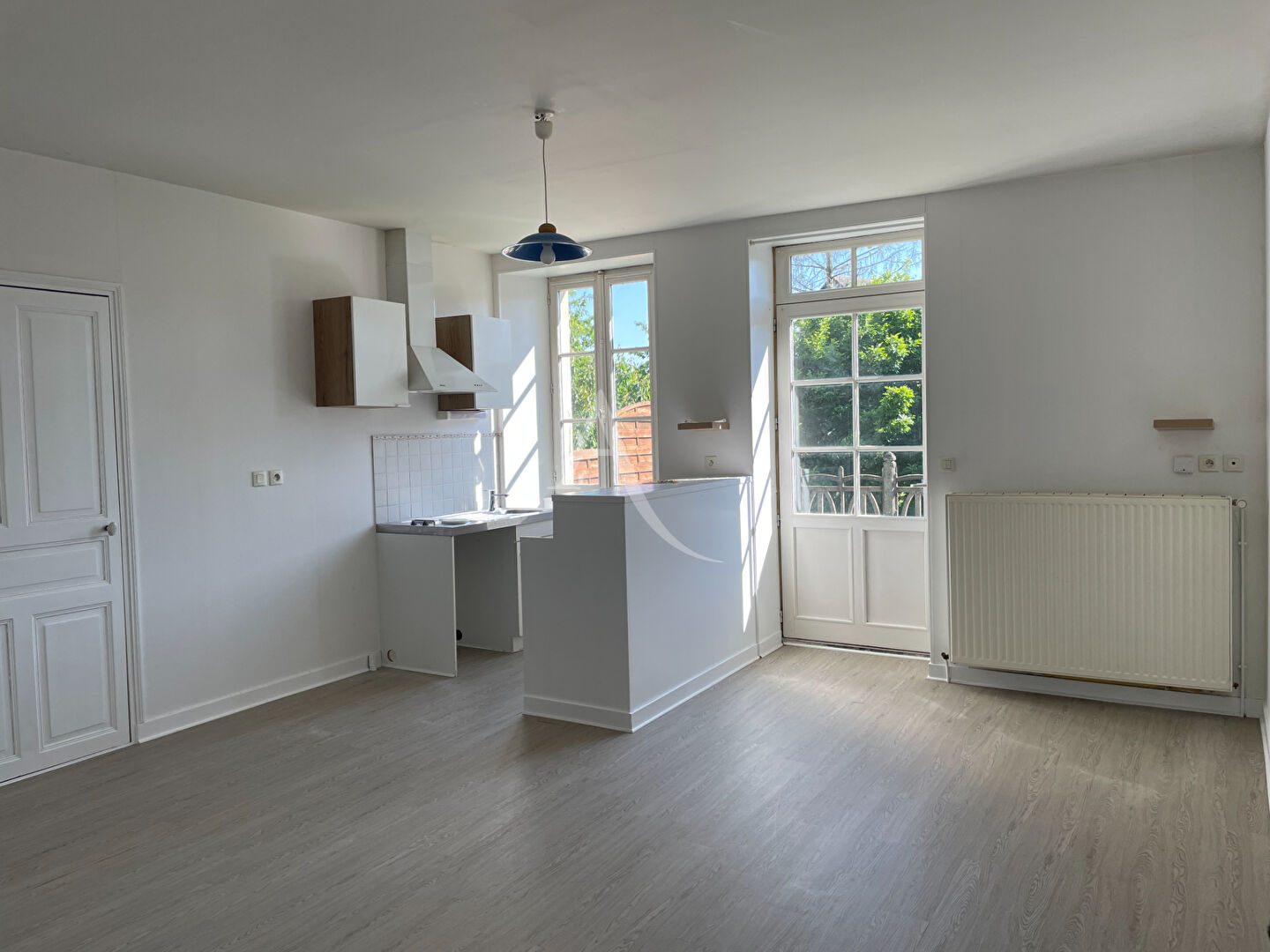 Agence immobilière de L'Adresse  LAU DU MARAIS - L'ADRESSE LAU DES NAIADES