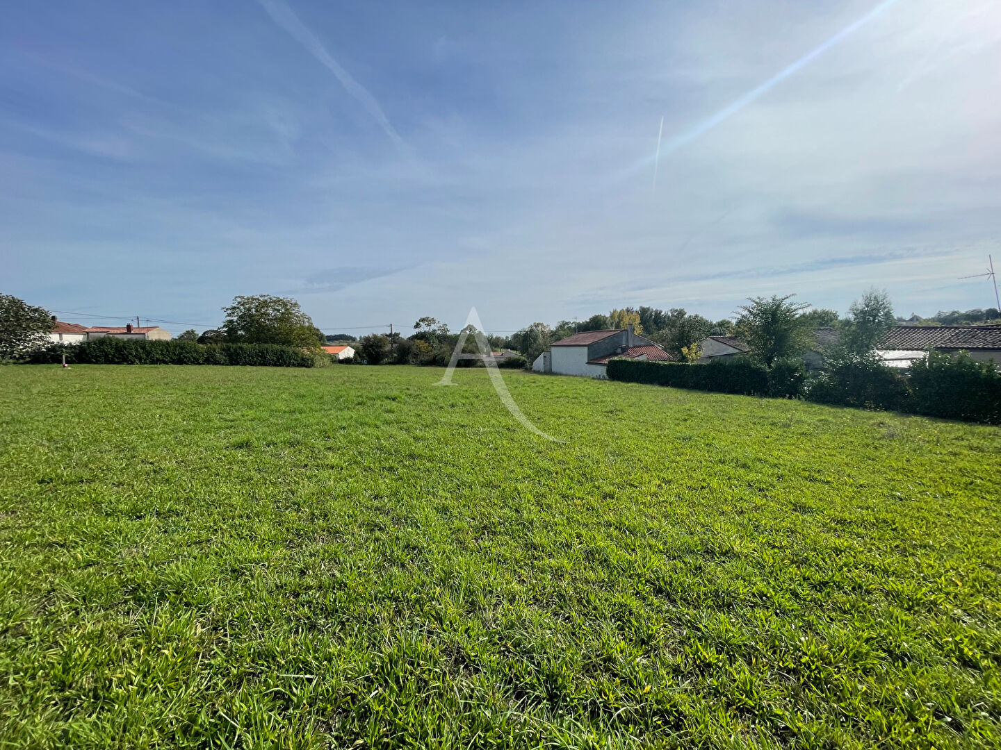 Agence immobilière de L'Adresse  LAU DU MARAIS - L'ADRESSE LAU DES NAIADES