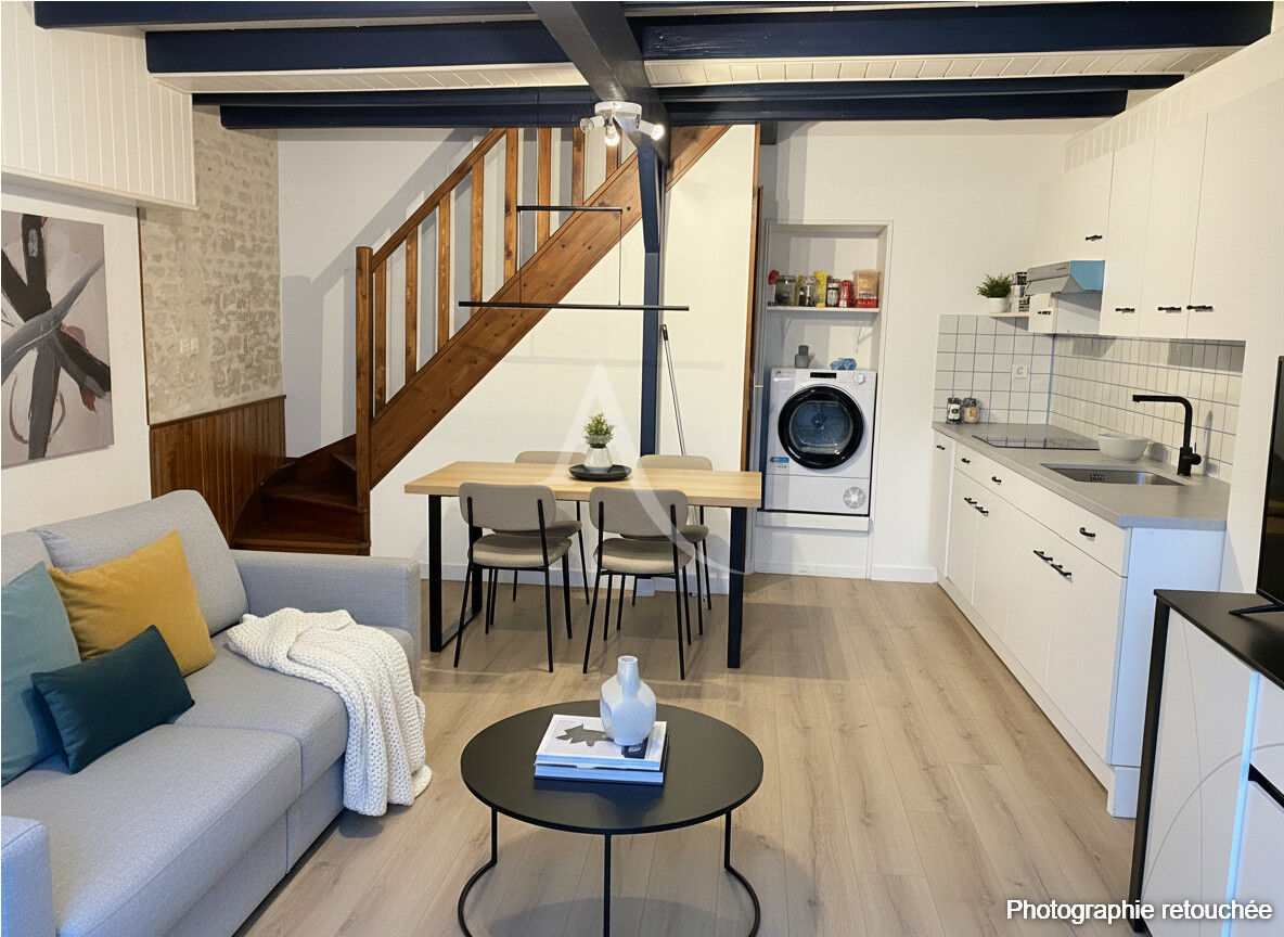 Agence immobilière de L'Adresse  LAU DU MARAIS - L'ADRESSE LAU DES NAIADES