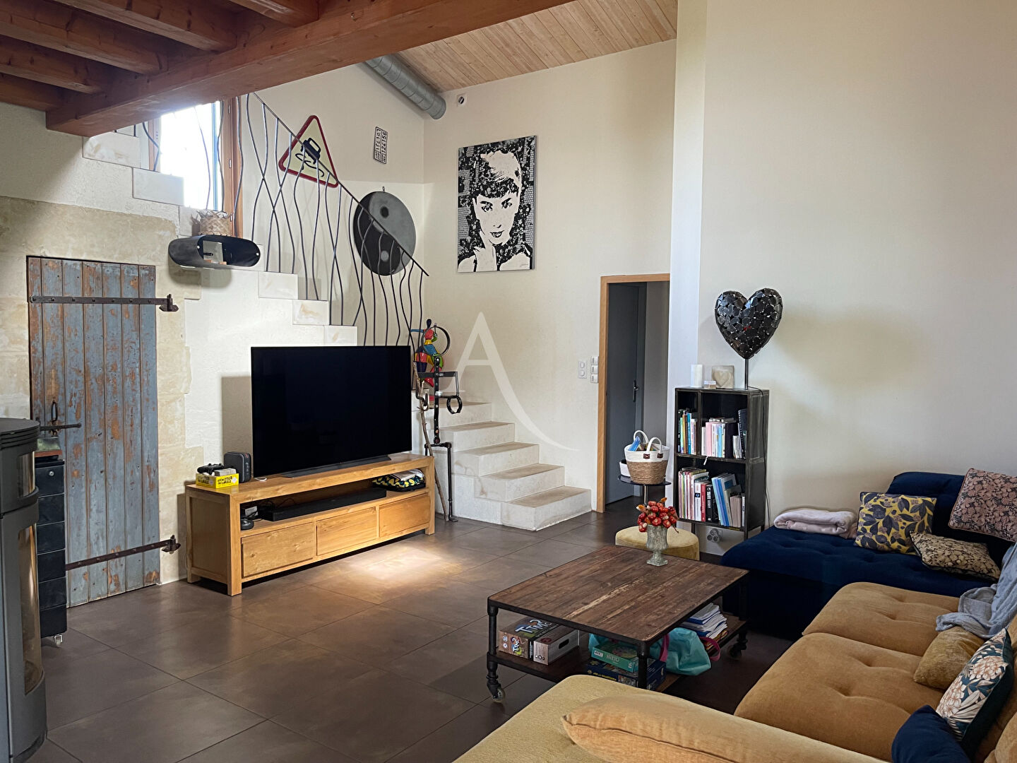 Agence immobilière de L'Adresse  LAU DU MARAIS - L'ADRESSE LAU DES NAIADES