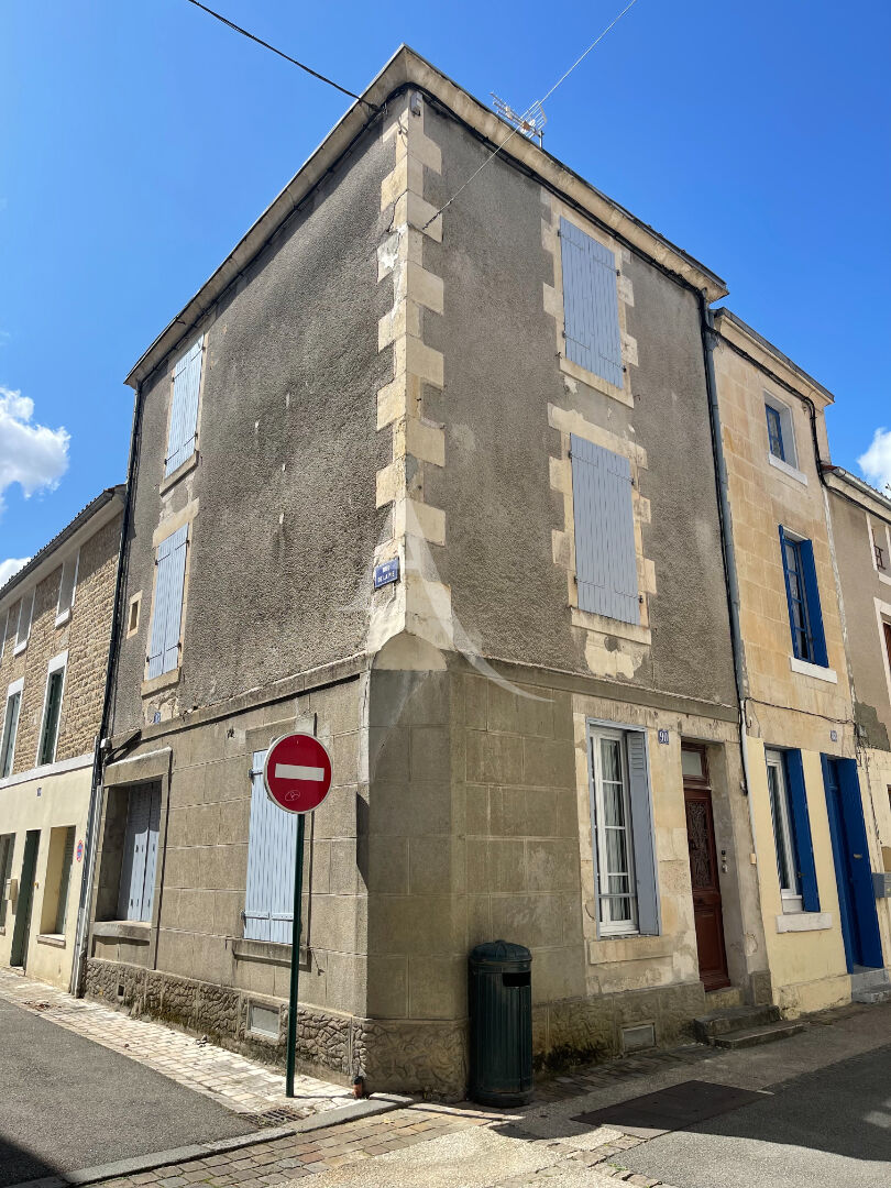Agence immobilière de L'Adresse  LAU DU MARAIS - L'ADRESSE LAU DES NAIADES