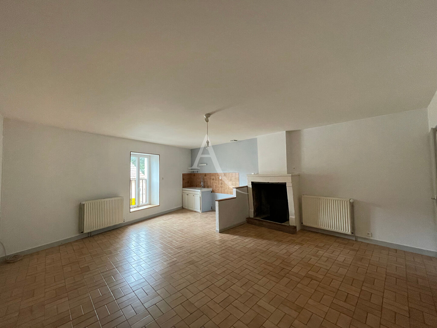 Agence immobilière de L'Adresse  LAU DU MARAIS - L'ADRESSE LAU DES NAIADES