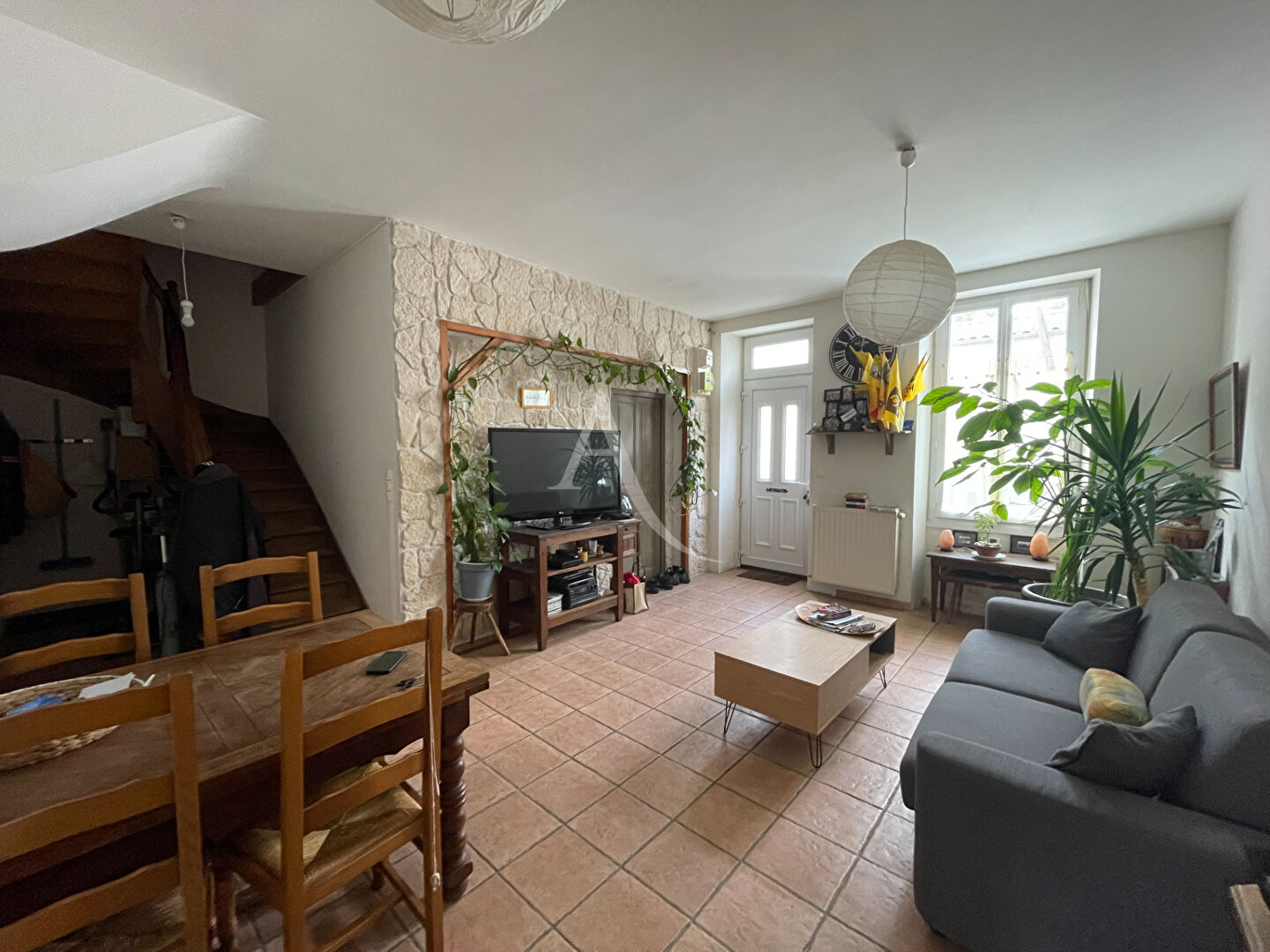 Agence immobilière de L'Adresse  LAU DU MARAIS - L'ADRESSE LAU DES NAIADES