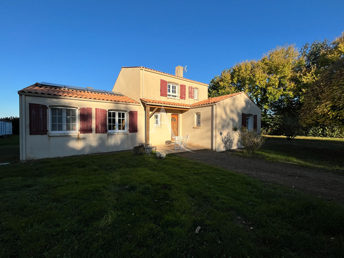 Maison calme aux alentours de Fontenay le Comte.
