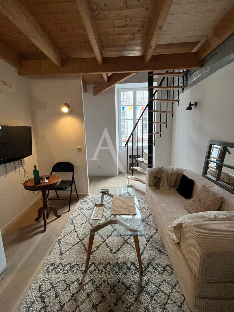 Agence immobilière de 
 L'Adresse  LAU DU MARAIS - L'ADRESSE MARANS 
