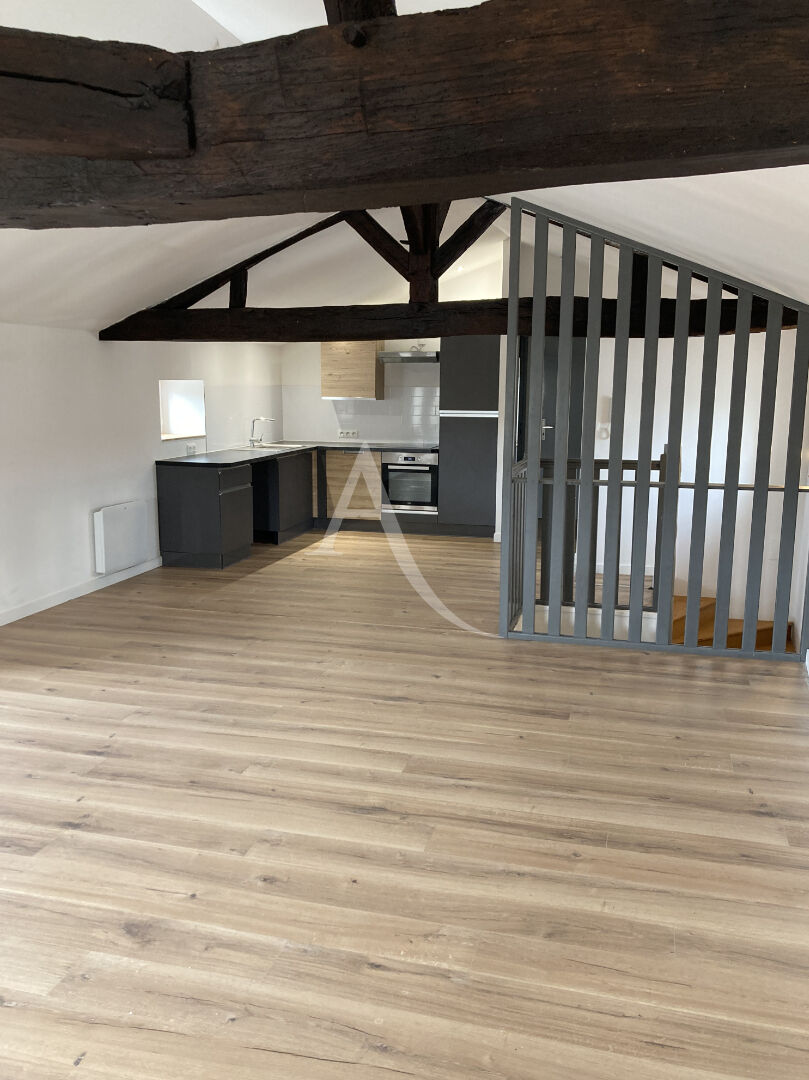 Agence immobilière de 
 L'Adresse  LAU DU MARAIS - L'ADRESSE MARANS 
