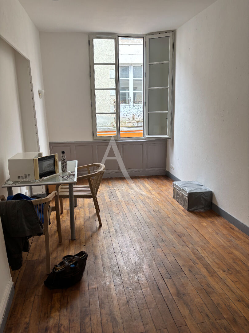 Agence immobilière de L'Adresse  LAU DU MARAIS - L'ADRESSE LAU DES NAIADES
