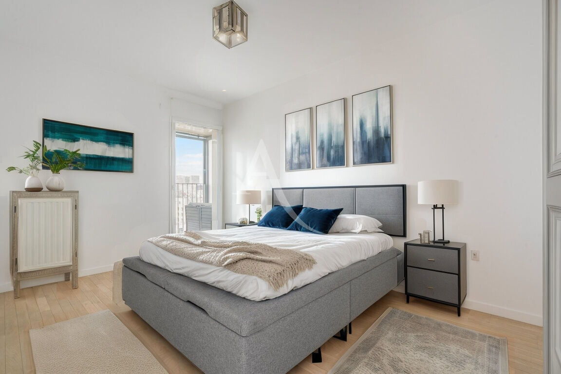 Photo 2 pièces avec immense terrasse image 5/6