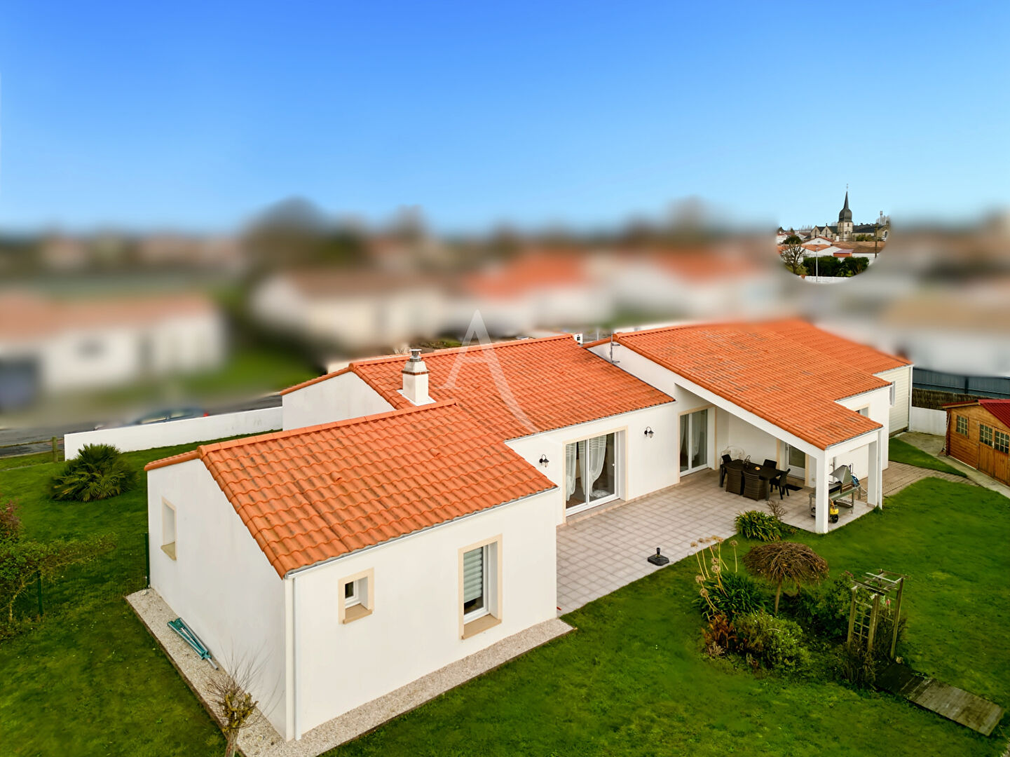 Maison 3 chambres + studio indépendant à 500m des commerces