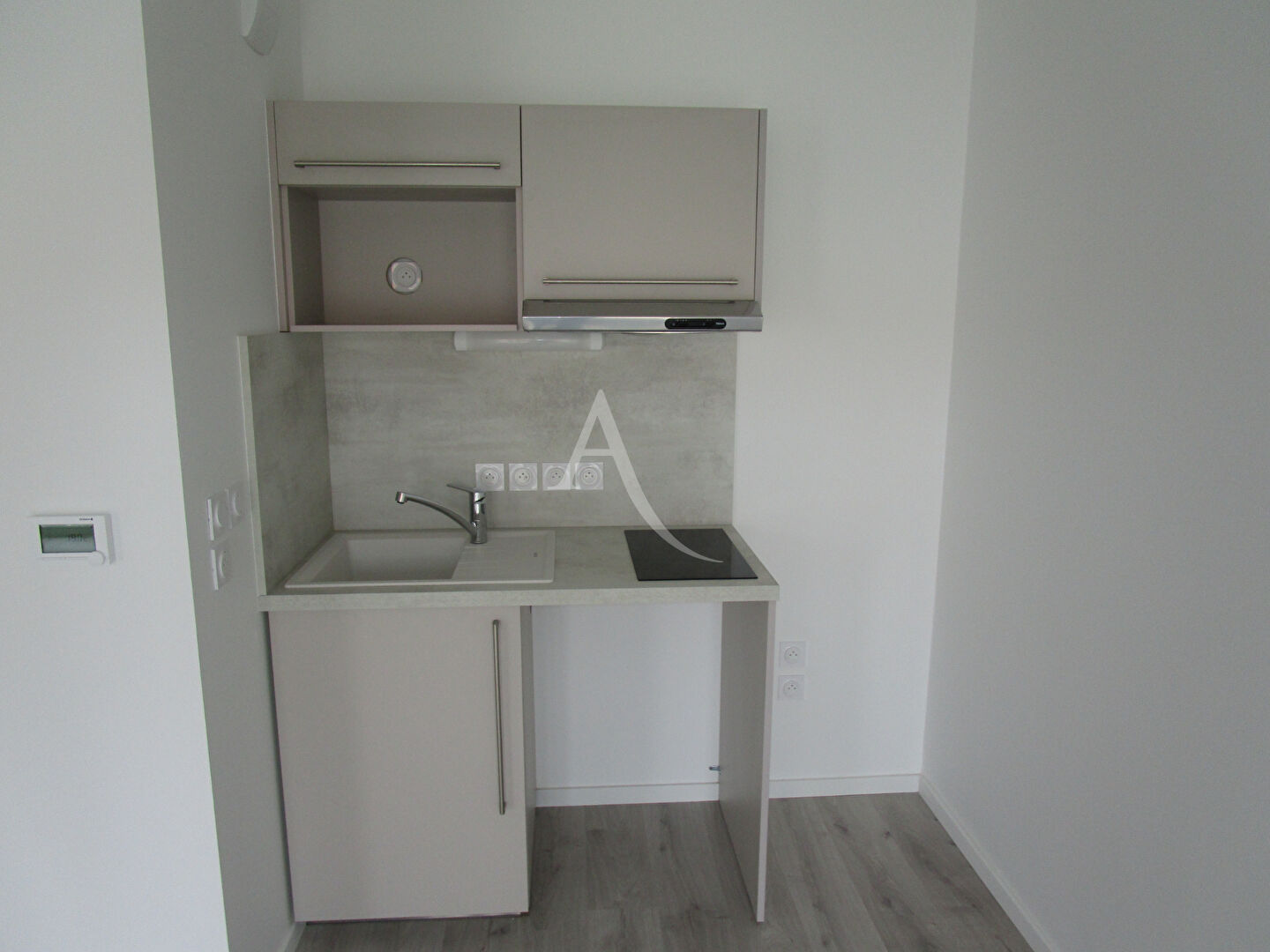 Photo Appartement  2 pièce(s) image 2/6