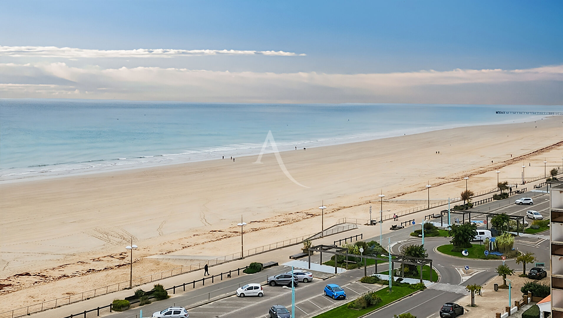 Photo Appartement Saint Hilaire De Riez 3 pièce(s) 71.07 m2 Face mer ! image 2/6