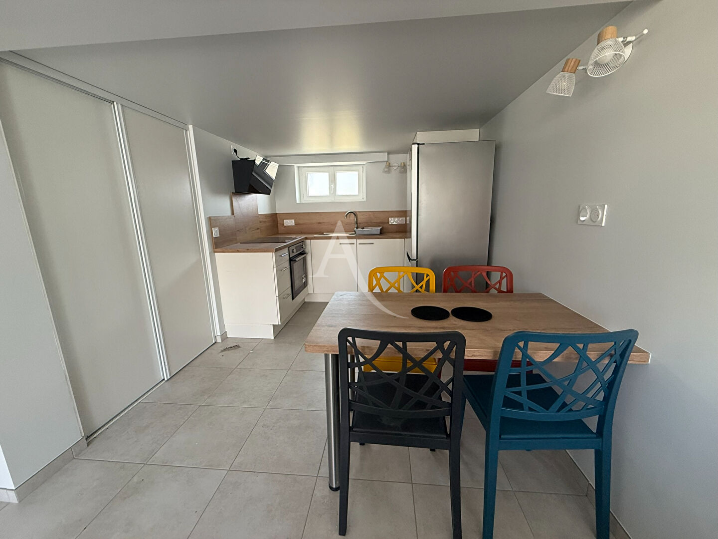 Photo Challans, 1 chambre meublée, 1 bureau avec SDE privative et parties communes image 6/6