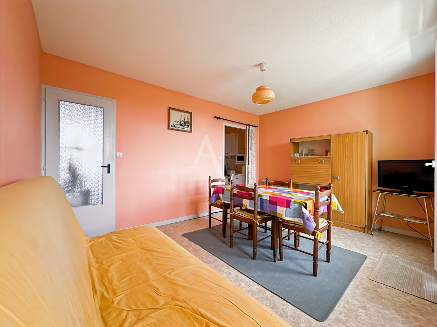 Photo Appartement  2 pièce(s) face pinède image 4/6