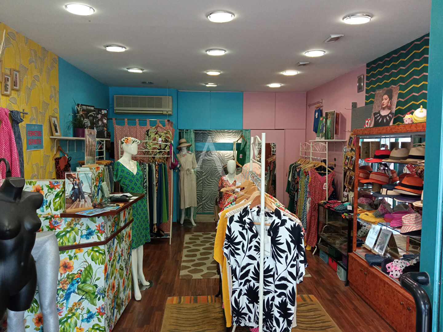 Photo CHALLANS CENTRE VILLE - Local commercial  40.67 m² image 2/2