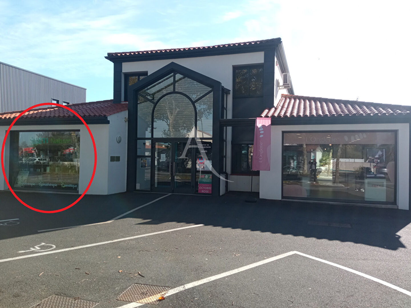 CHALLANS, local commercial  45.80 m²