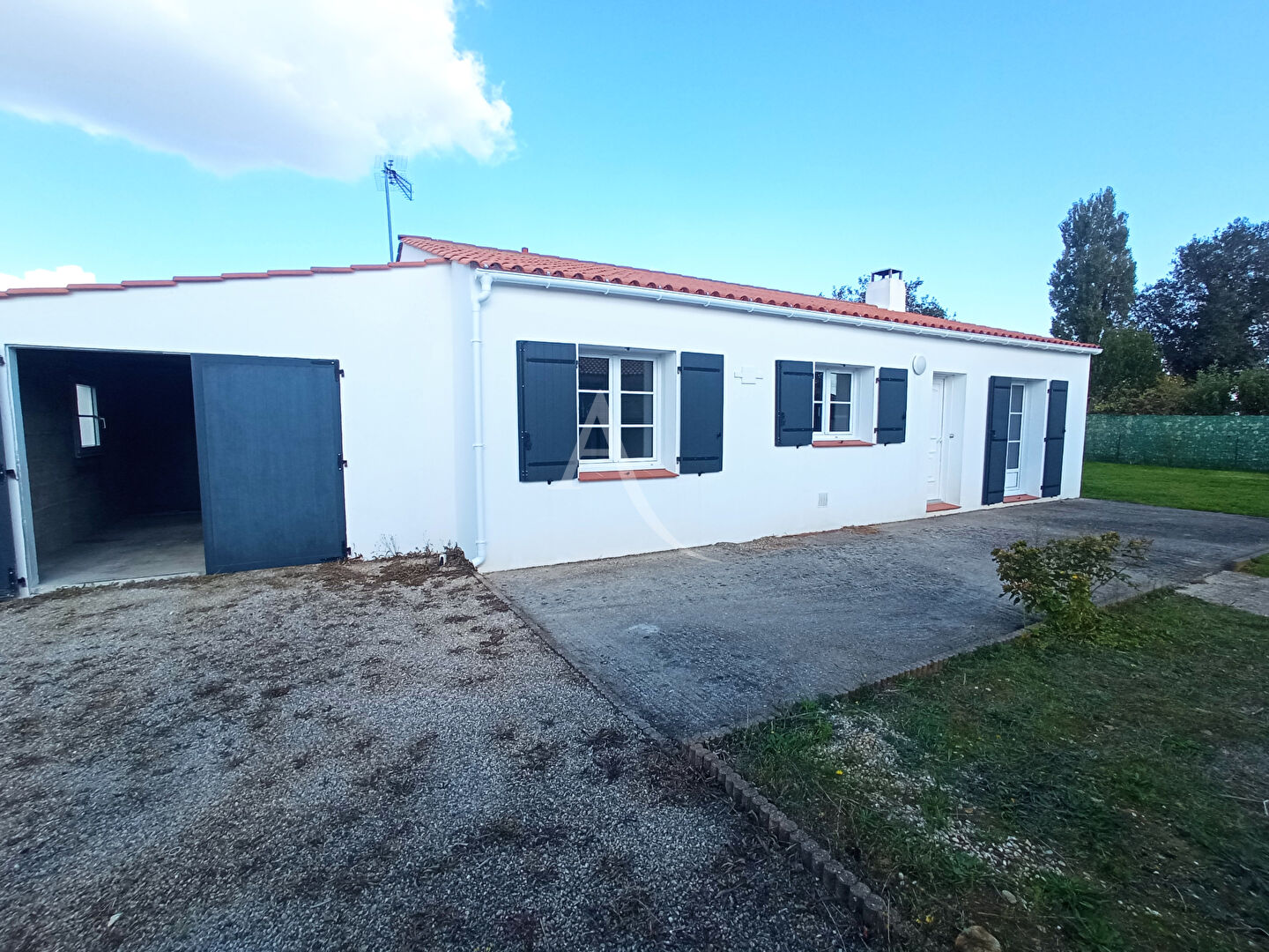 Challans, maison meublée 5 pièce(s) de 101 m²