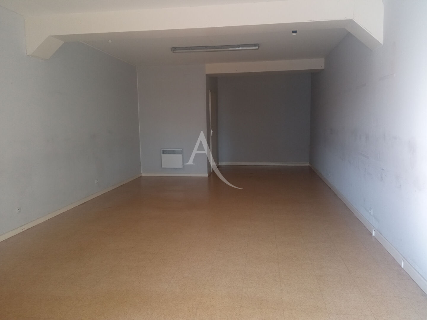 Photo CHALLANS, Route des Sables local commercial 52.75 m² image 3/4