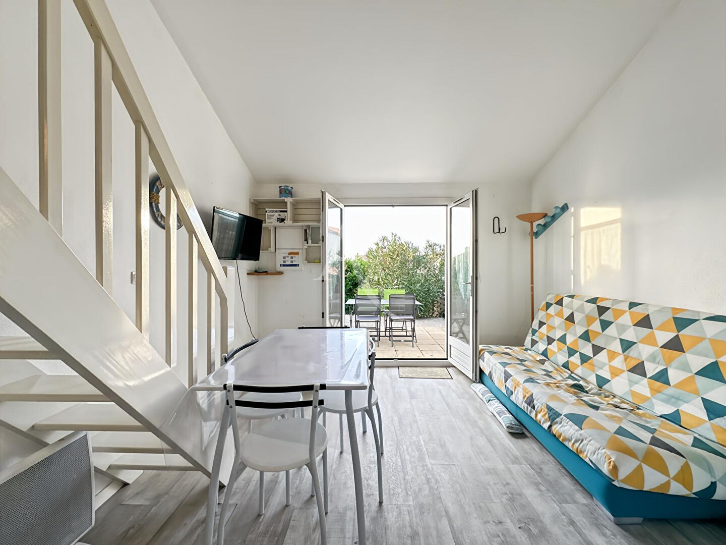 Photo Maison Studio alcôve + mezzanine dans résidence avec piscine image 4/6