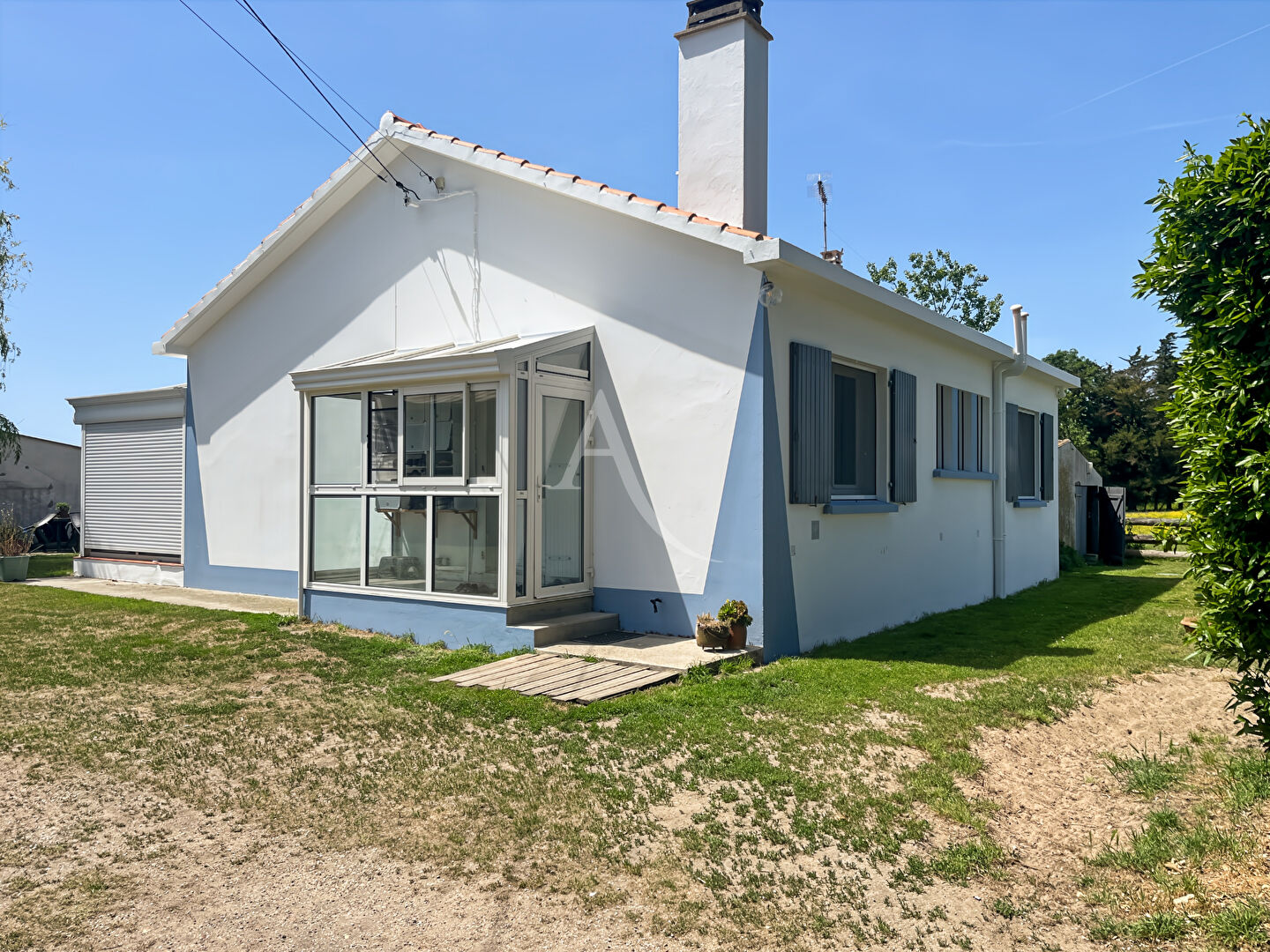 Agence immobilière de 
 L'Adresse Agence de l'Esplanade - L'ADRESSE NOTRE DAME DE MONTS 
