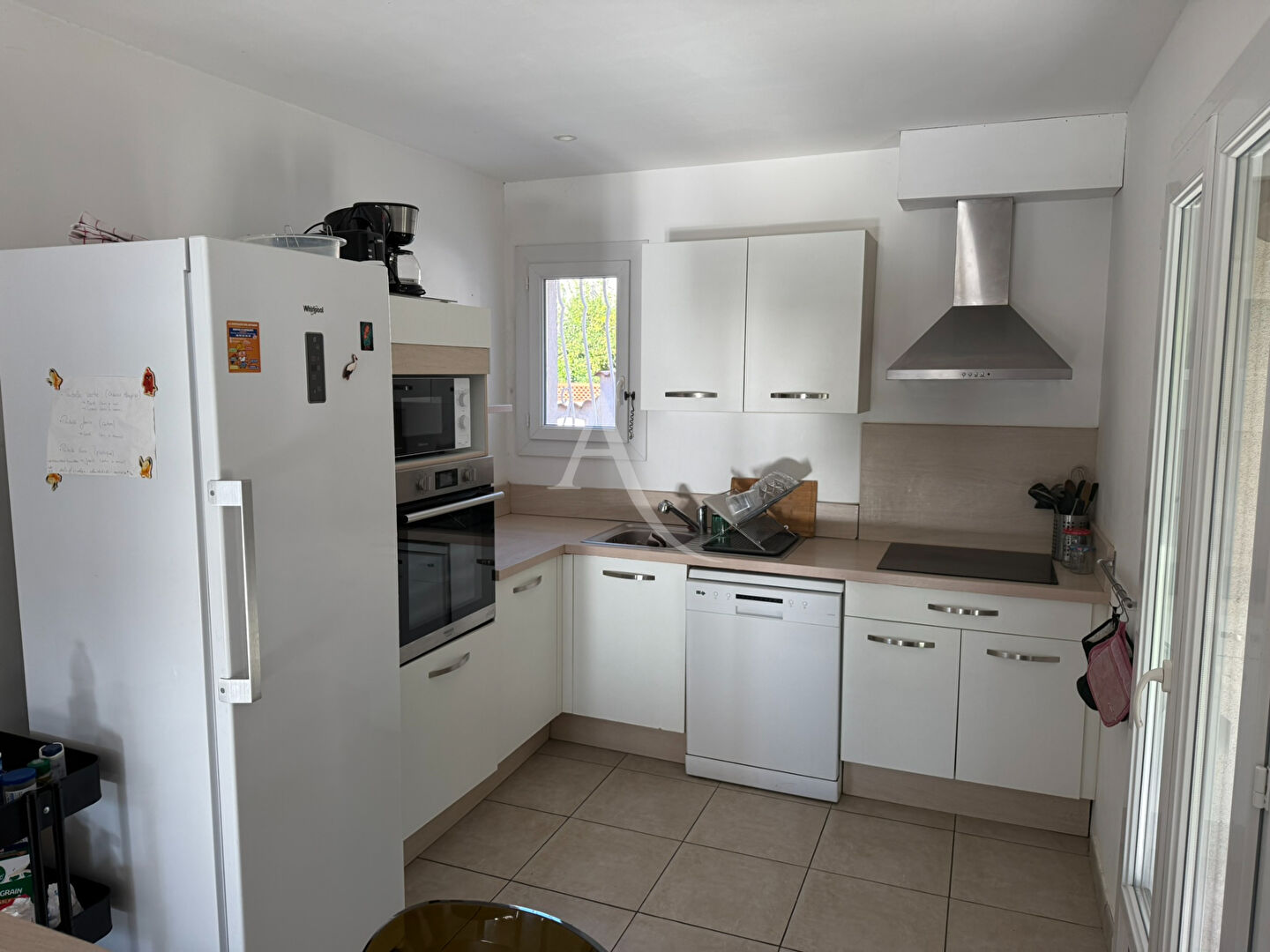 Photo Maison 5 chambres avec piscine en plein centre-ville de La Crau image 4/5