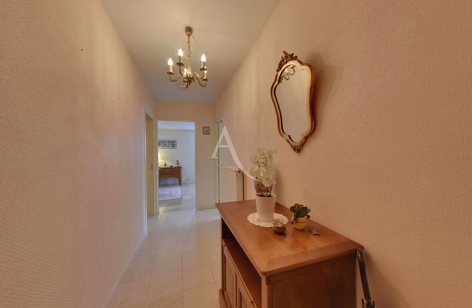 Photo Quartier Bibliothèque avec ascenseur ! image 4/6