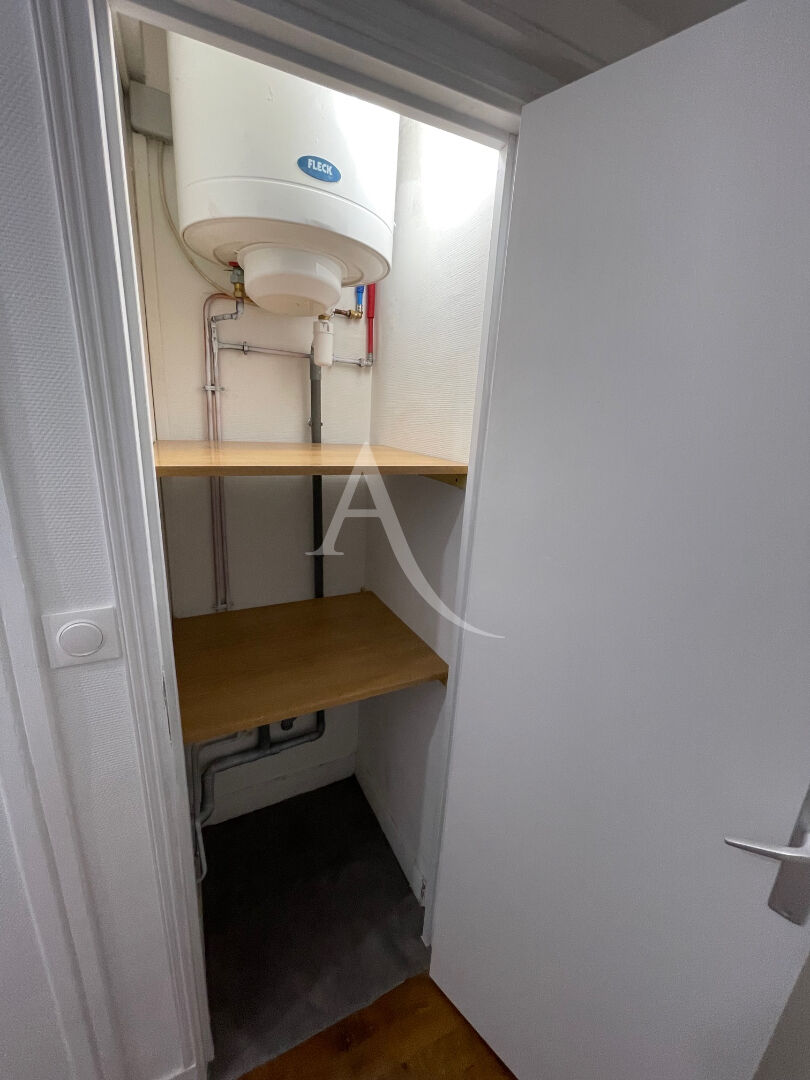 Photo Appartement Issy Les Moulineaux 1 pièce(s) 24 m2 image 3/6