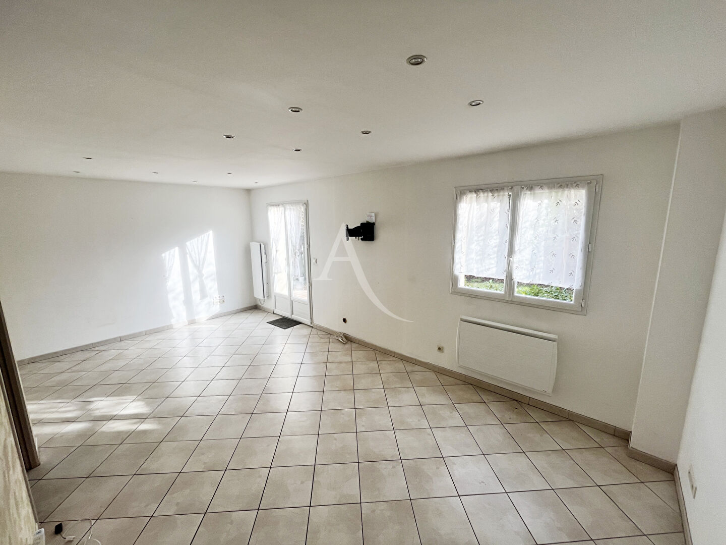 Photo Dourdan - Commerces à pieds ! image 2/6