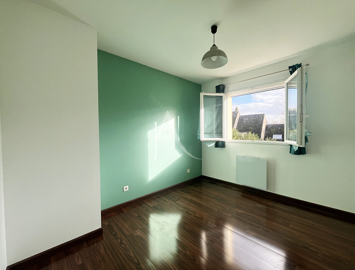 Photo Dourdan - Commerces à pieds ! image 5/6