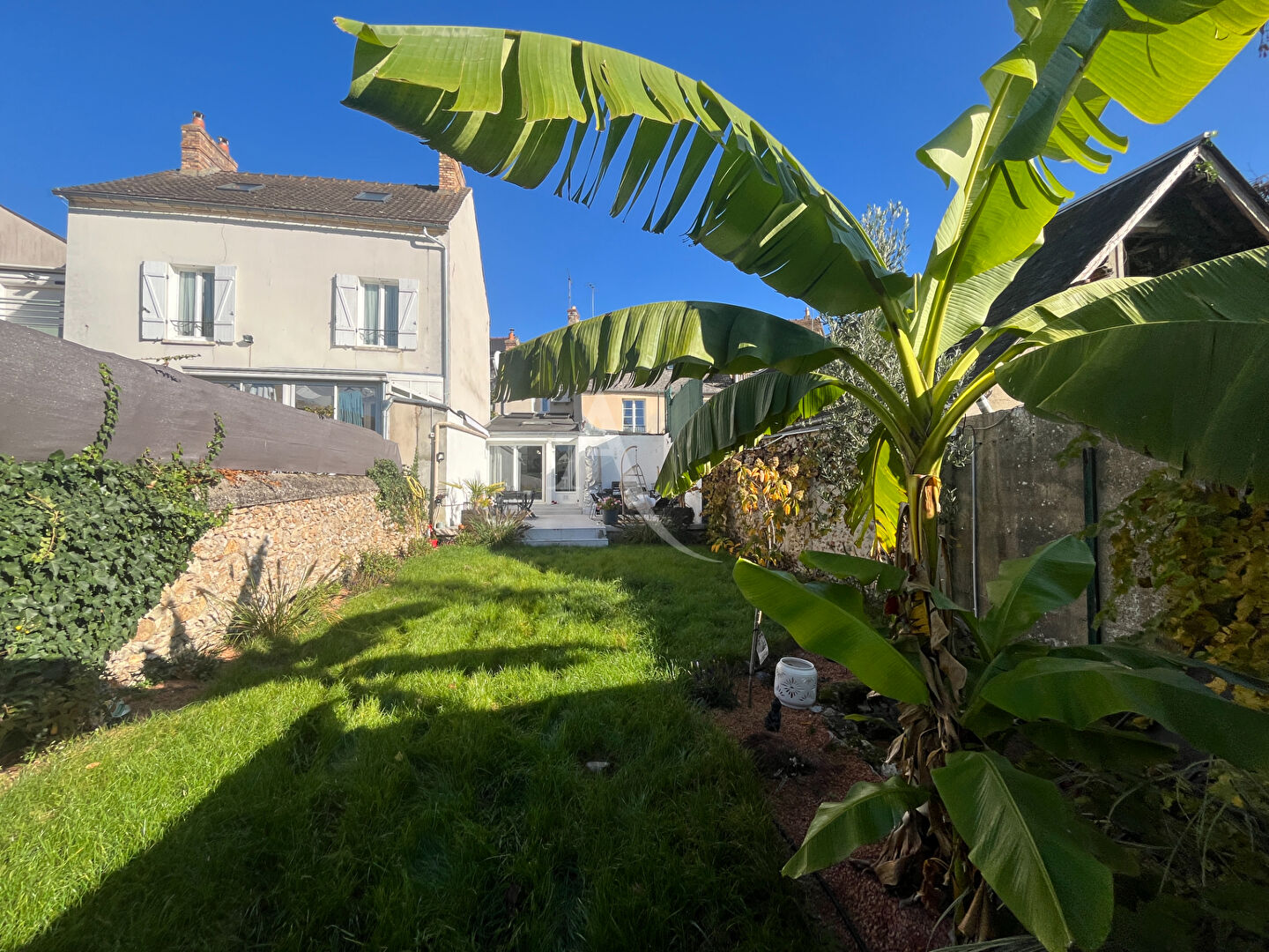 Photo RARE : Centre-ville de Dourdan ! image 2/6